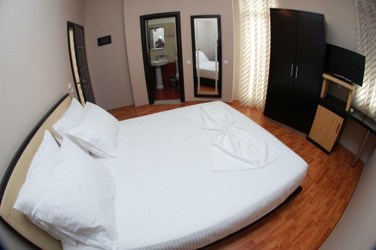Hotel Ramo Saranda Dış mekan fotoğraf