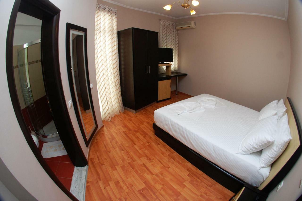 Hotel Ramo Saranda Dış mekan fotoğraf